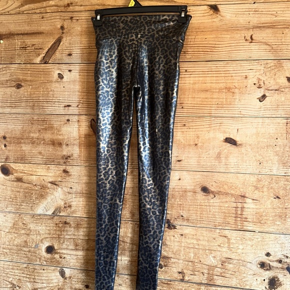 SPANX 20270R High Waist Faux Leather Leggings in Leopard Shine - Picture 4 of 12